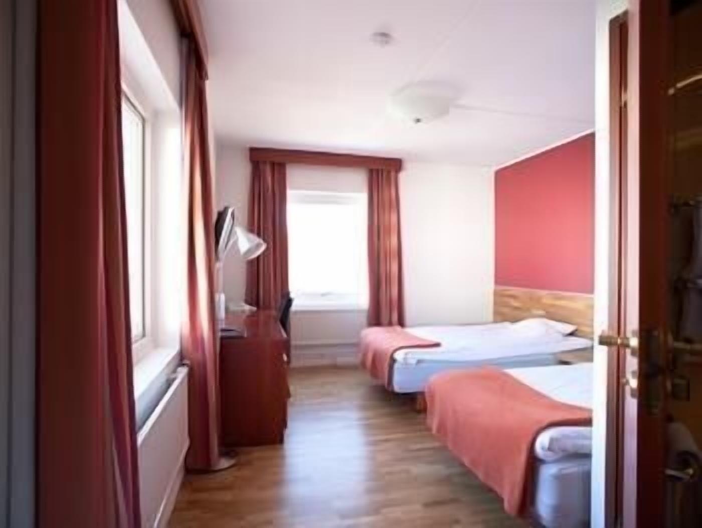 Best Western Ta Inn Hotel Вестерос Экстерьер фото